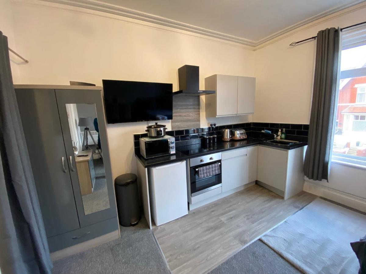 Abode - 124 Elite * Blackpool