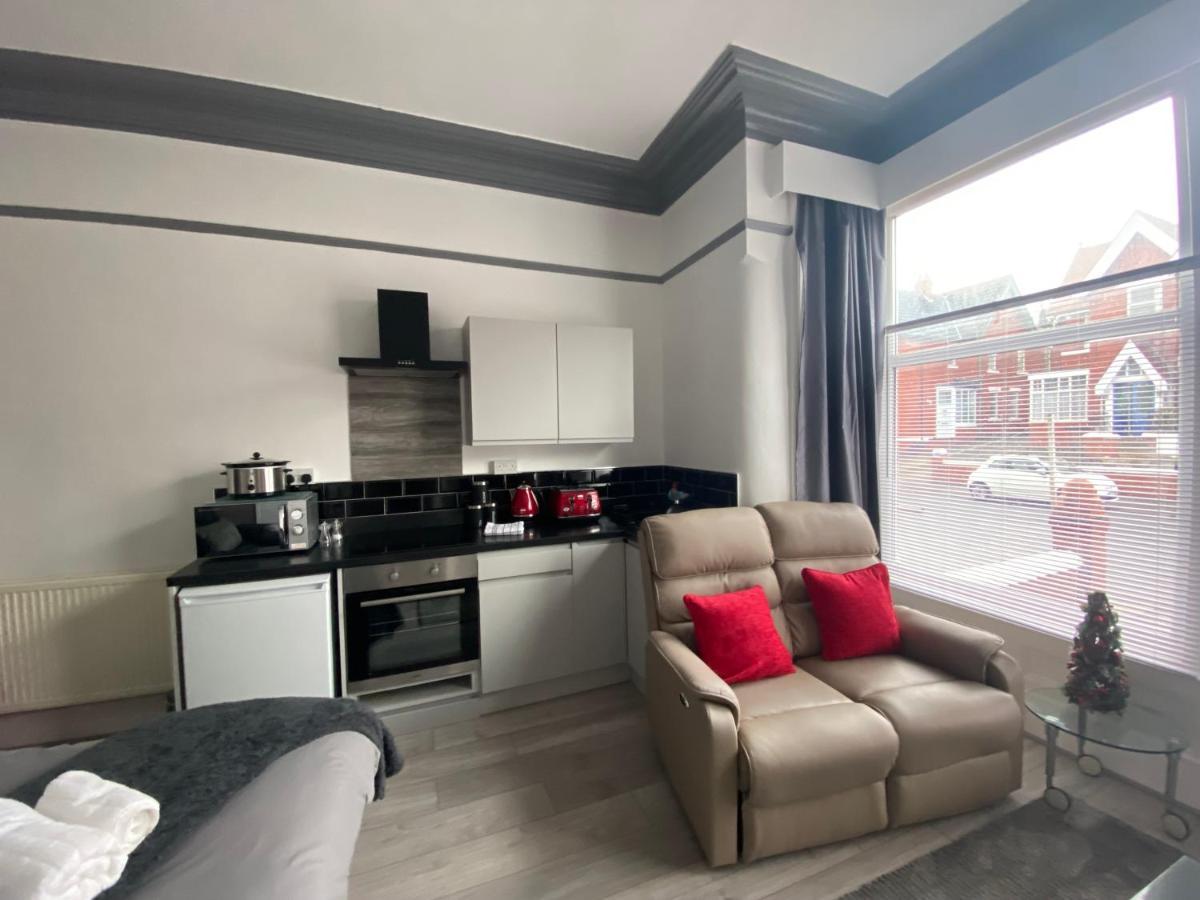 Apartment Abode - 124 Elite